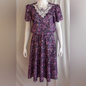 Classic Apparel dress Size  16W floral printing not new but good condition.